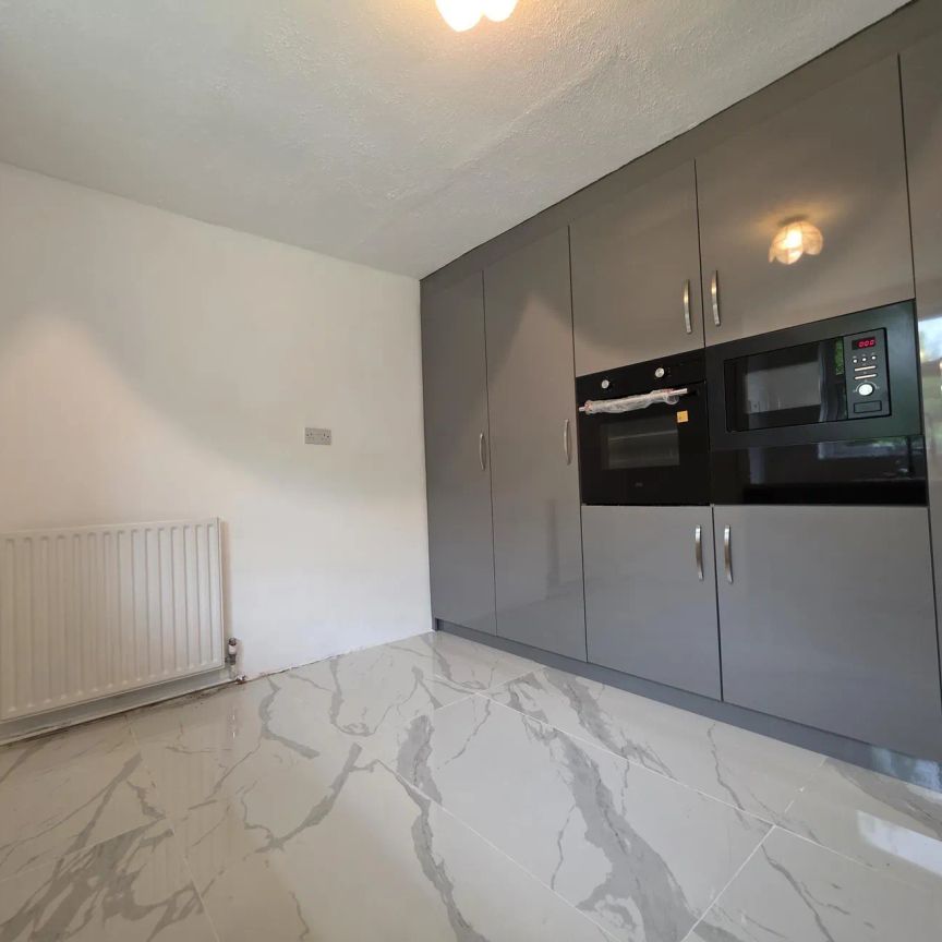 3 bedroom house to rent - Photo 1