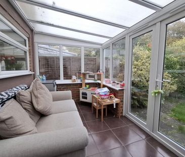 Marlins Turn - Photo 1