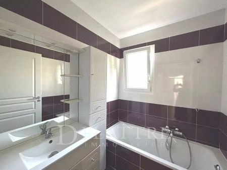 Location Appartement 4 pièces 90m² TOURRETTES SUR LOUP 06140 - Photo 5
