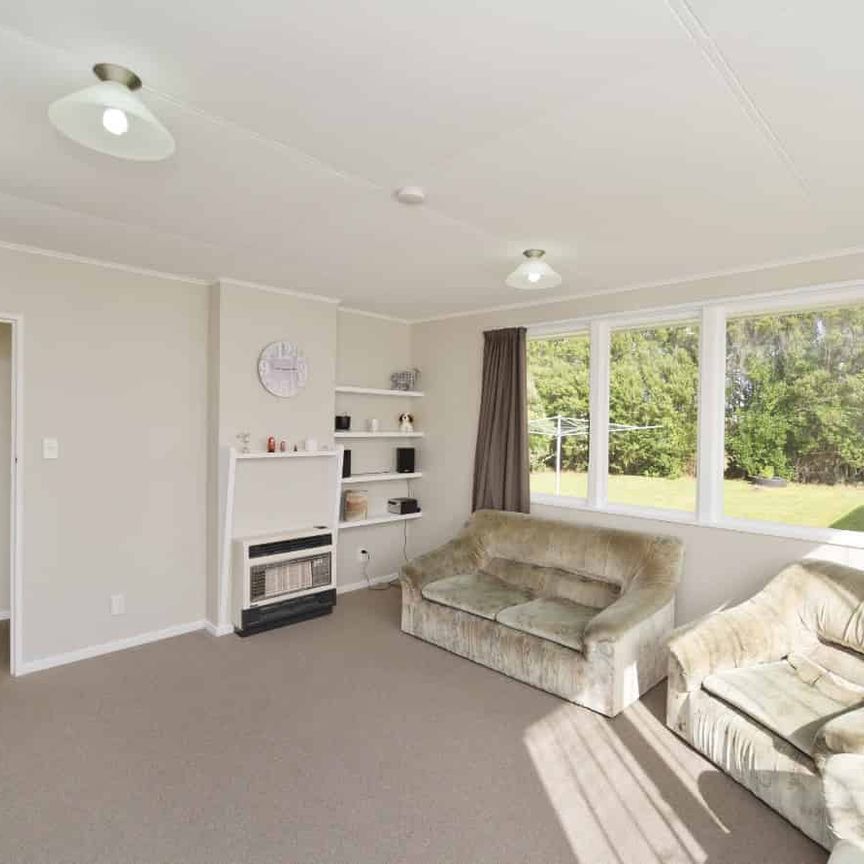 Cozy Home In Great Location - Price Reduced - Photo 1