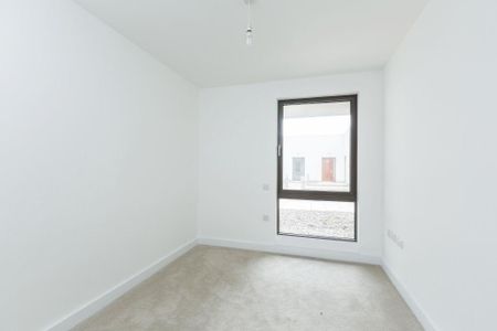 3 bedroom apartment to rent - Photo 5