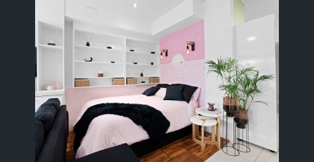 Stylish Studio Living in the Heart of Sandringham Village - Photo 2