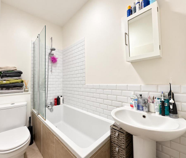 2 bedroom apartment to rent - Photo 5
