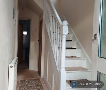 1 bedroom in a house share to rent - Photo 6