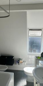 N8 8PR – Crouch End - Photo 4