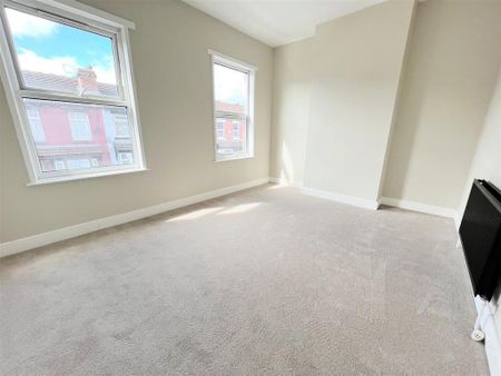 3 bedroom terraced house to rent - Photo 4