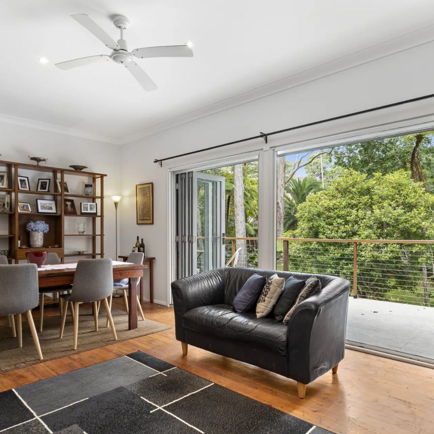 Charming Home With Flexible Floorplan & Pool - Photo 1