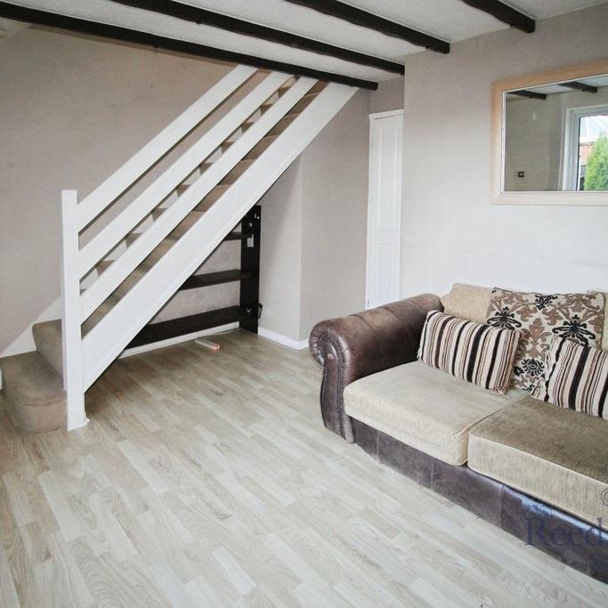 1 bedroom semi-detached house to rent - Photo 1