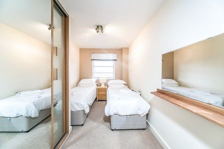 2 bedroom apartment to rent - Photo 2