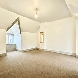 York Street, Broadstairs, CT10 1PB, Kent - Photo 2