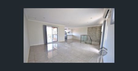 Luxury Living in Port - Photo 5