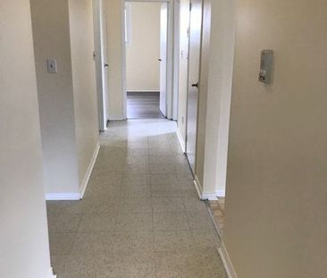 For Lease - 520 Bloor Street Unit# 3, Oshawa, Ontario - Photo 2