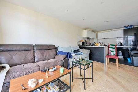 The Bars, Guildford, Gu, Guildford, GU1 - Photo 2