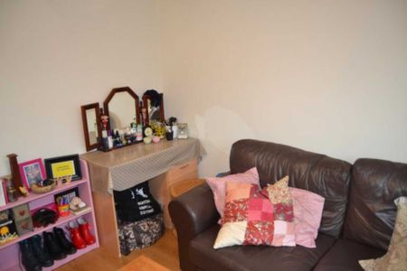 Price £810 pcm - Available Now - Furnished - Photo 4