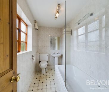 3 bedroom terraced house to rent - Photo 4