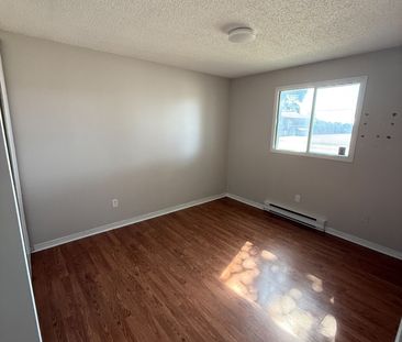 For Lease - 338 Malaga Road Unit# 1, Oshawa, Ontario - Photo 5