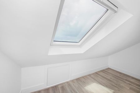 5 Bed End Terrace, Luna Road, CR7 - Photo 2