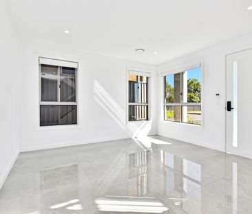 Brand new townhouse perfect for family living - Photo 1