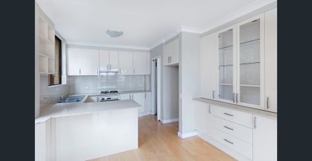 Dual-Level Townhouse Steps from Fairlight Shops - Photo 4