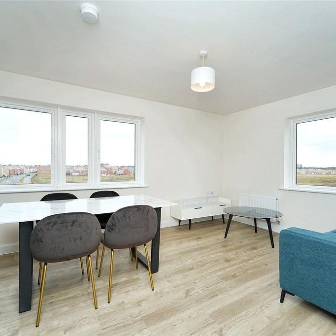2 bedroom flat to rent - Photo 1