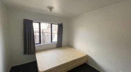 Two Bedroom Unit - Hamilton Central - Photo 2