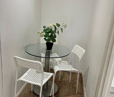 Room in a Shared Flat, Shaftesbury Gardens, NW10 - Photo 1