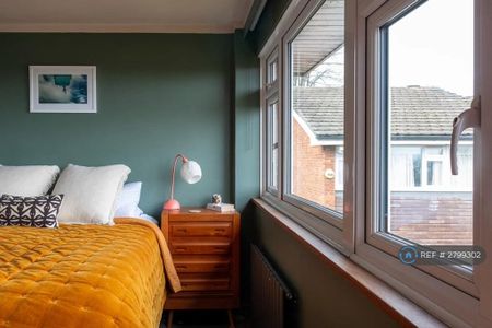 3 bedroom terraced house to rent - Photo 4