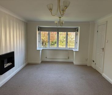 4 BED Detached house To rent - Photo 4