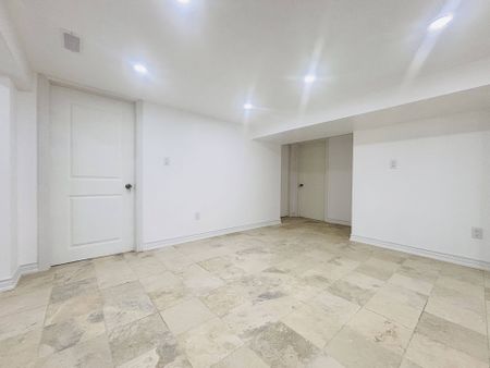 For Lease - 2463 Camilla Road Unit# Lower, Mississauga, Ontario - Photo 3