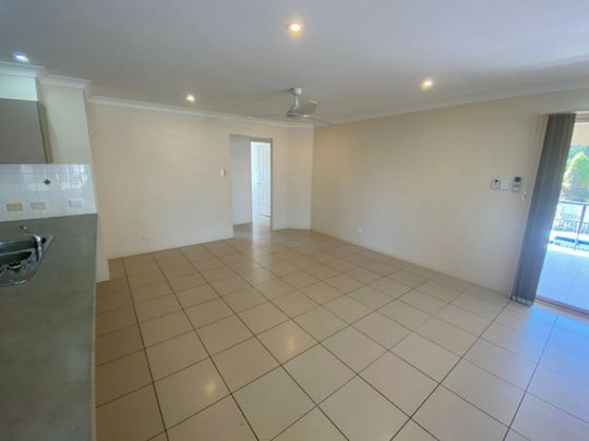 FAMILY HOME WITH A POOL! - Photo 1