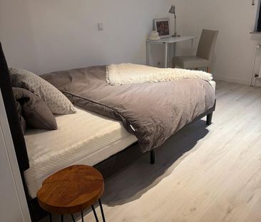 Erstbezug nach Sanierung 2 Zi.- vollausgestattet mit neuer Küche - Photo 5