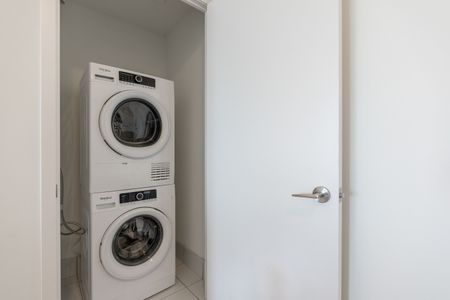 For Lease - 6 David Eyer Road Unit# 613, Richmond Hill, Ontario - Photo 4