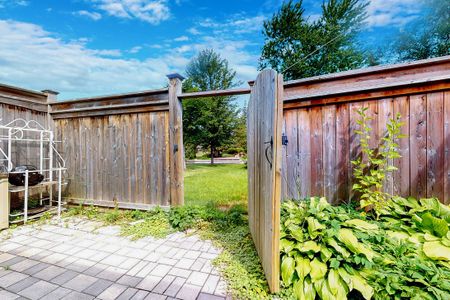 For Lease - 196 South Channel Drive, Georgina, Ontario - Photo 2