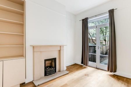 2 Bedroom Apartment To Let - Photo 2