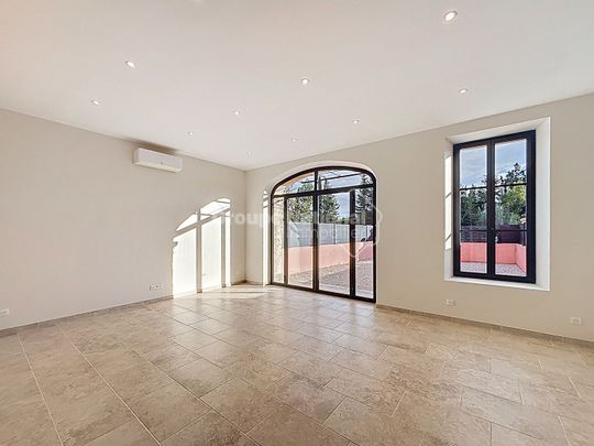 Maison 3 pièces avec cour, - Photo 1