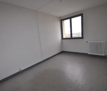 F3 - 61 A RUE LIEUTENANTS CHAUVEAU - Photo 1