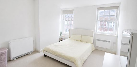 Crendon Street, High Wycombe - Photo 2