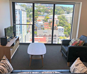 Light, Bright one bedroom apartment in the CBD - Photo 5