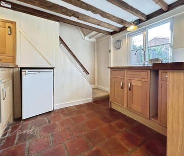 2 bedroom semi-detached house to rent - Photo 6
