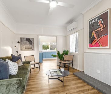 Comfortable, Accessible Living in a Three Bedroom Home - Photo 2