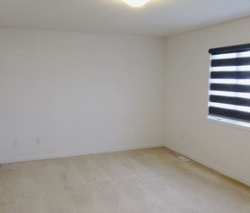 For Lease - 281 Freure Drive, Cambridge, Ontario - Photo 2