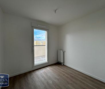 Location Appartement 4 pièces 81m² CAEN 14000 - Photo 4