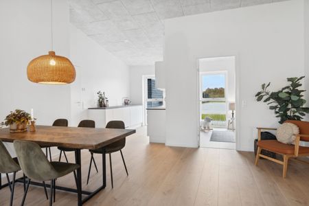 Rummeligt rækkehus med god beliggenhed - Foto 4