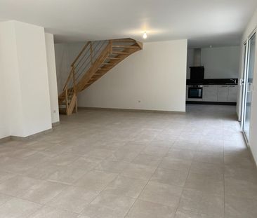 Location Maison 6 pièces 140m² - Photo 6