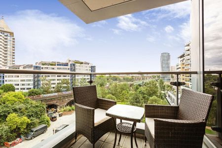 2 bedroom flat to rent - Photo 4