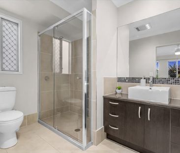 16 Cooloola Cct - Photo 1