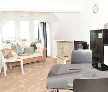 Flat to rent on - Photo 6