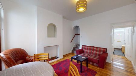 3 bedroom property to rent - Photo 3