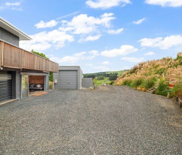 A home of elegance, ease and true tranqulity - Photo 6