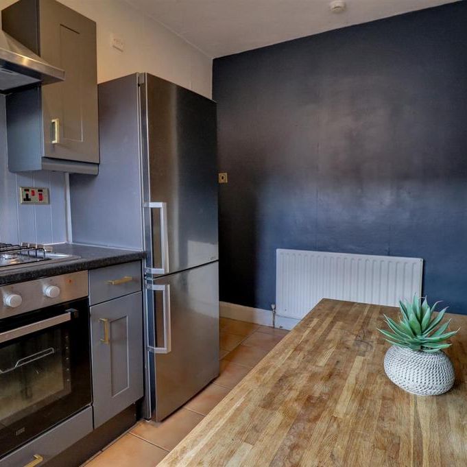 5 bedroom house to rent - Photo 1
